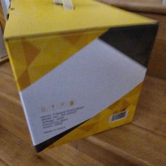 New 7 speed mixer stand - Picture 3 of 8